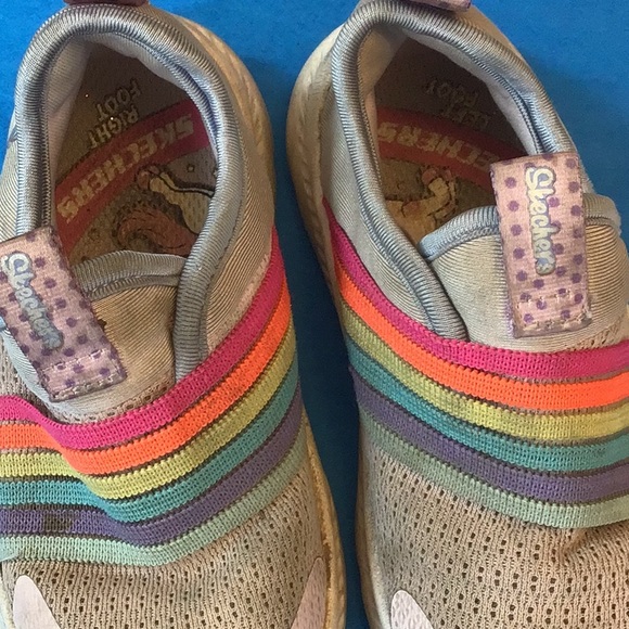 ⛱️2/$5⛱️Bundle ⭐️🎁🎉🍀 Sale! Sketchers rainbow/unicorn slip on sneakers etc - Picture 2 of 7